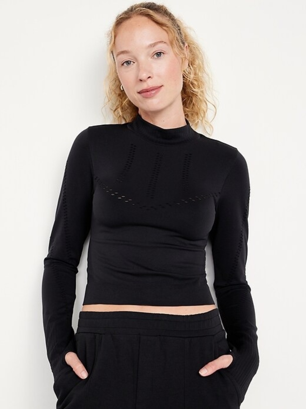 Black Seamless Performance Crop Top- size S